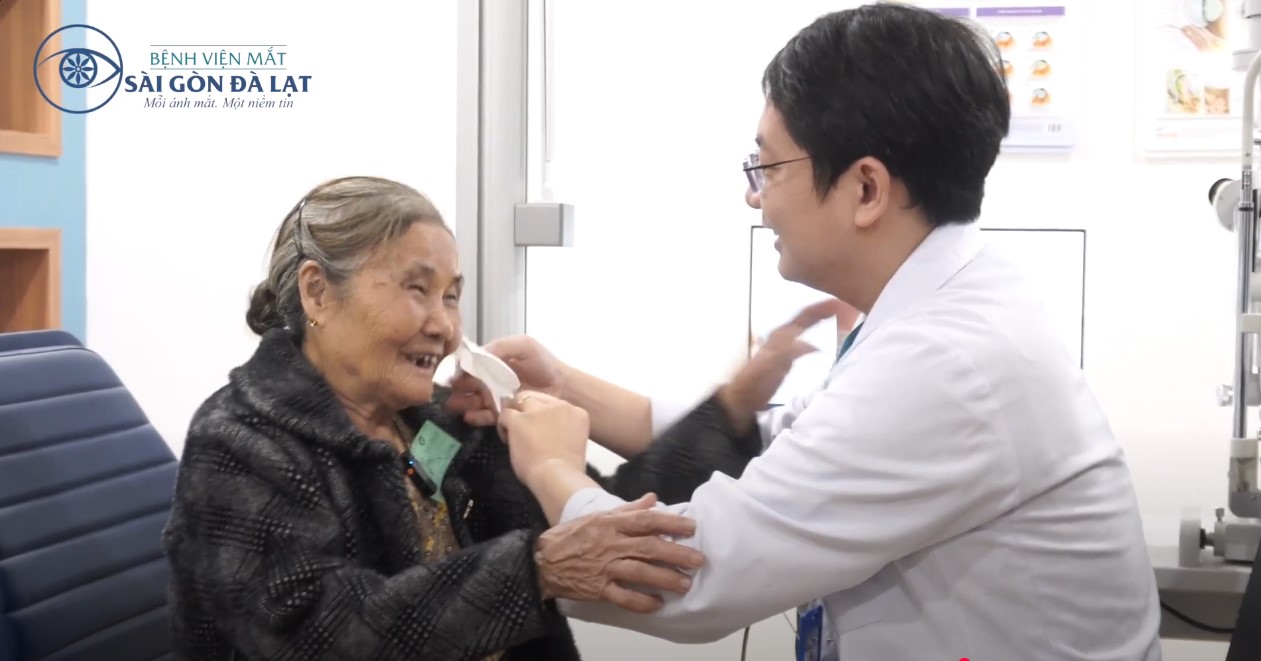 MẸ ĐÃ THẤY GƯƠNG MẶT CÁC CON THÂN YÊU CỦA MẸ RỒI!!