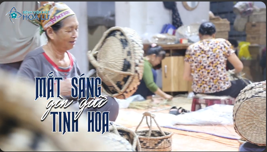 “MẮT SÁNG GÌN GIỮ TINH HOA” - làng nghề gốm Bồ Bát (Xã Yên Thành, Yên Mô, Ninh Bình)